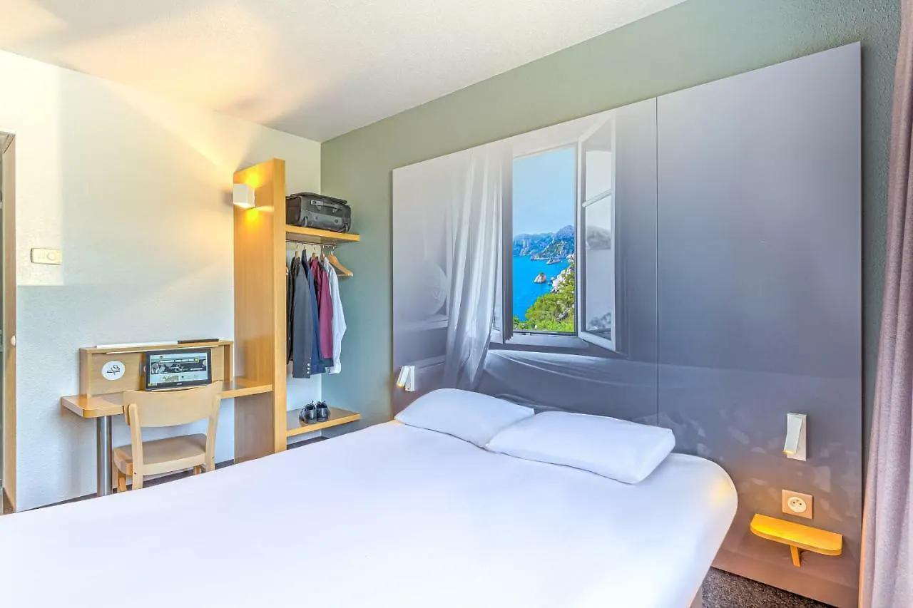 B&B Hotel Salon De Provence 2*, Salon-de-Provence France