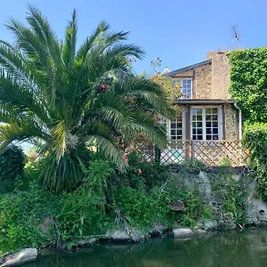  Hébergement de vacances Du Manoir Du Haut Salmon France