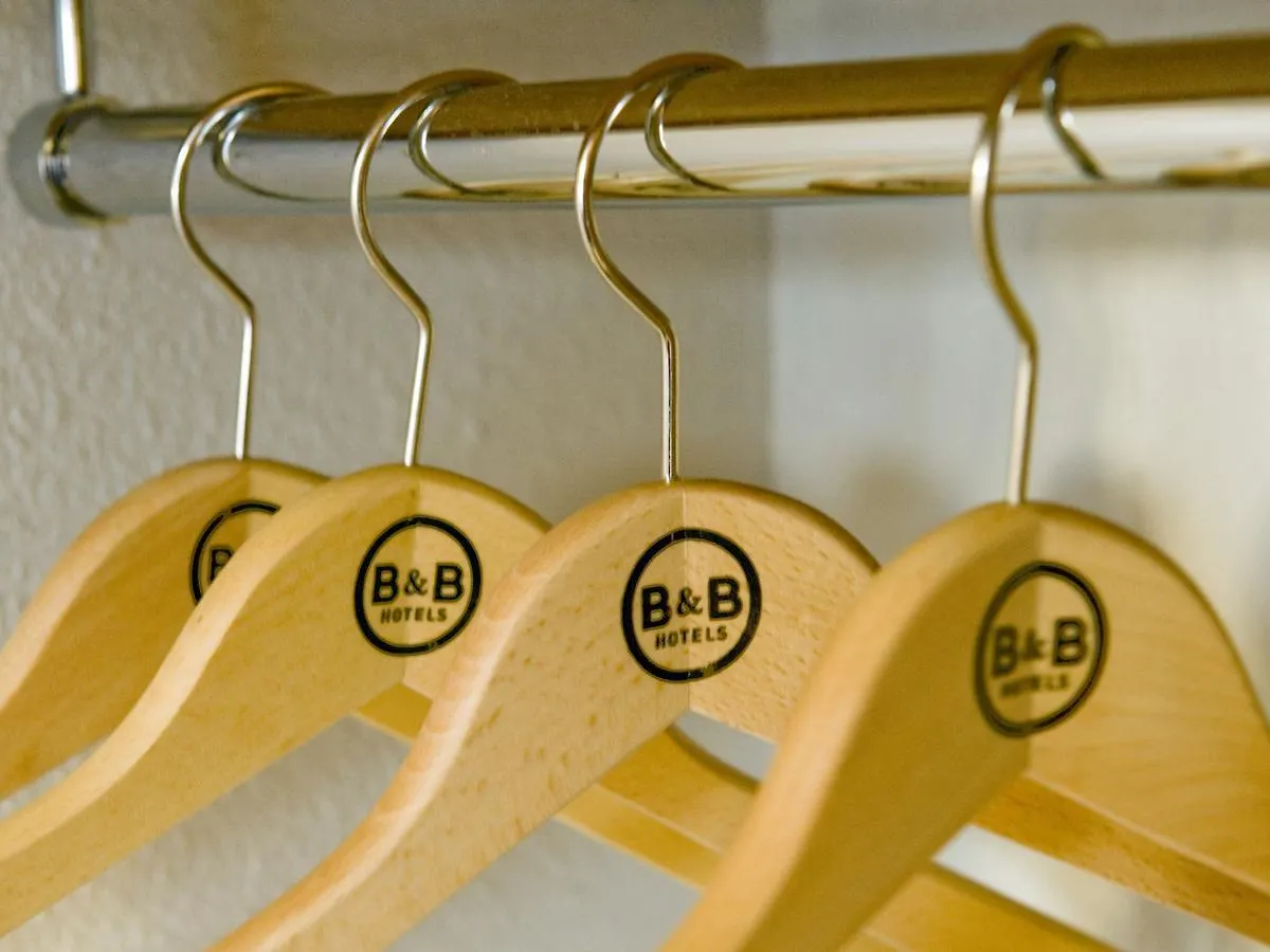 B&B HOTEL Salon de Provence France