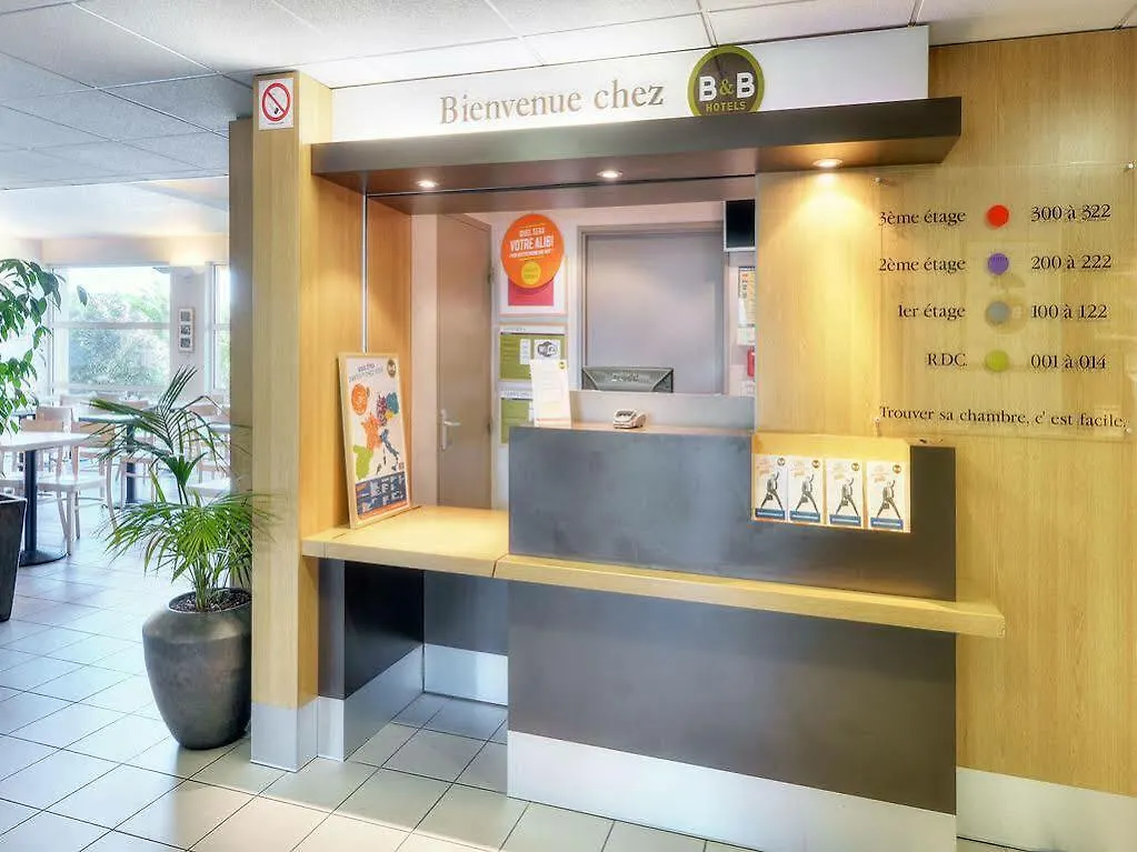 B&B Hotel Salon De Provence سالو دو بروفونْسْ